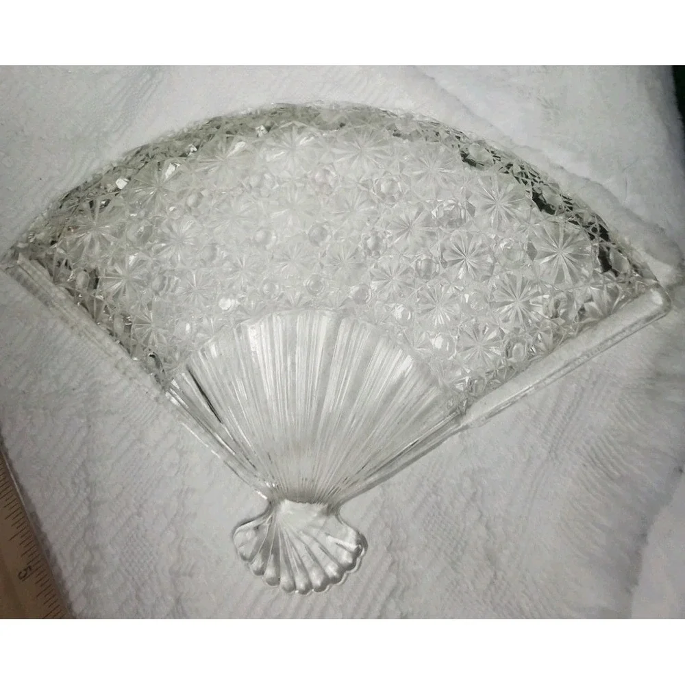 Vintage Avon 1970's Hostess Fancy Crystal Fan  Soapdish/Trinket Fragranced Soap